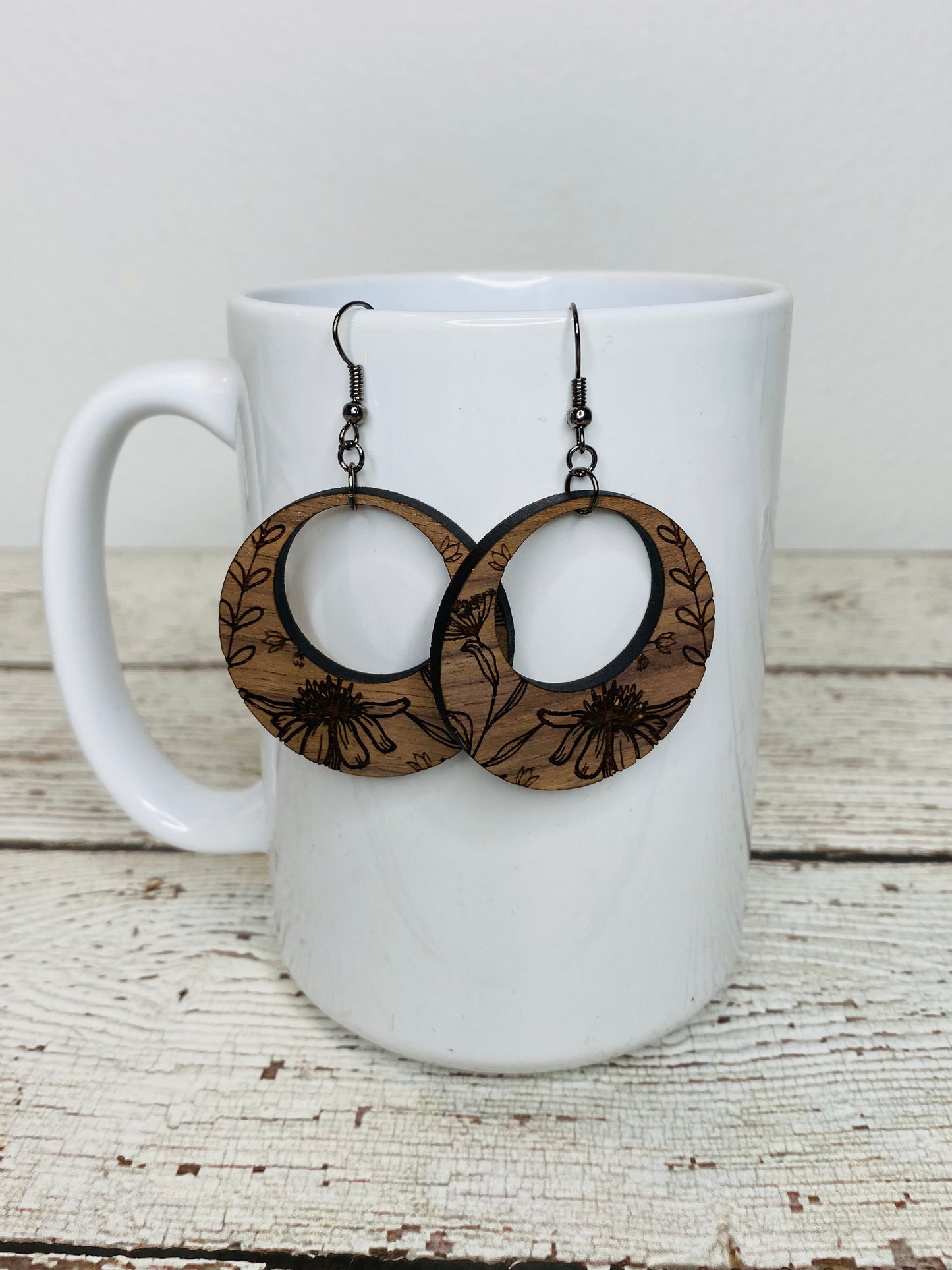 Wildflower Round Earrings